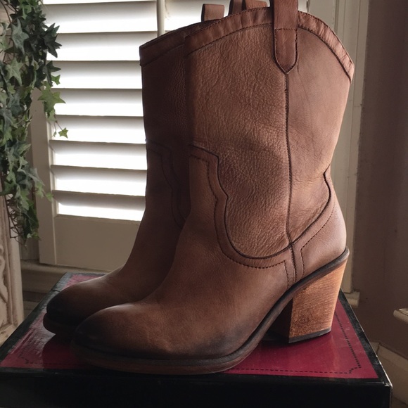 NWOB Sam Edelman Nile Boots - Picture 2 of 9